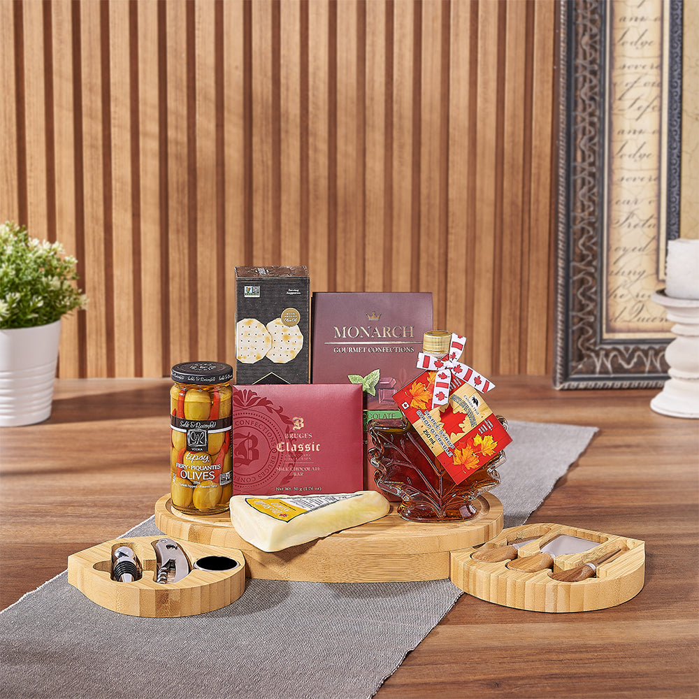 Kosher Maple Syrup Cheese Basket – how the gift is presented