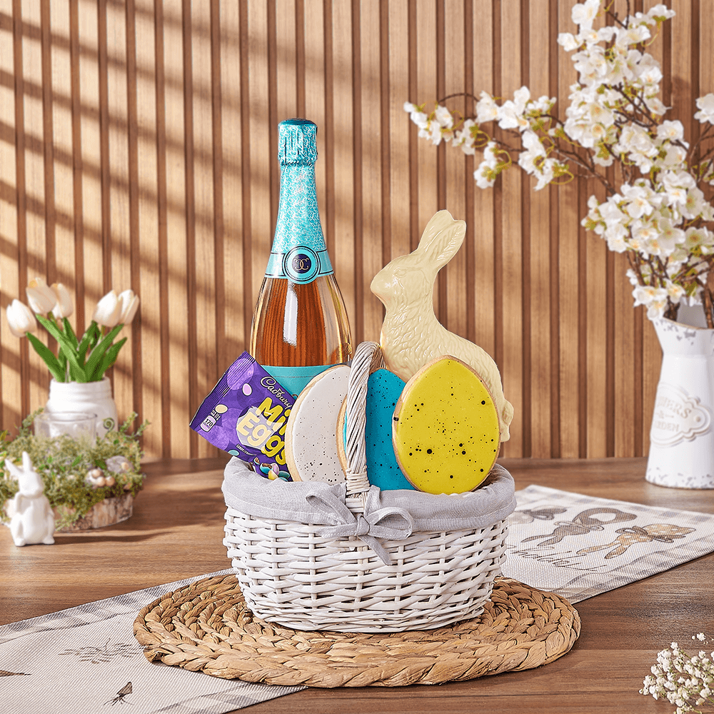 Easter Basket with Sparkling Wine Sweets – how the gift is presented