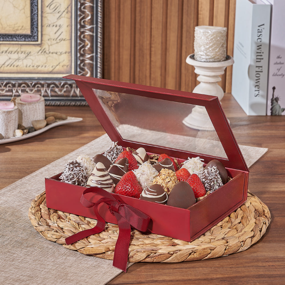 Deluxe Chocolate-Dipped Strawberry Gift Box – how the gift is presented