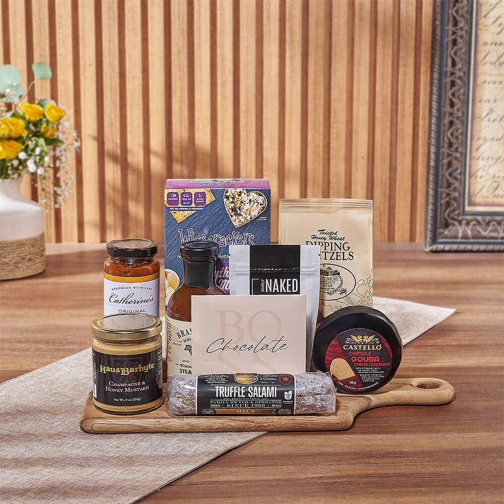 Gourmet Food Gift with Acacia Wood Serving Board – how the gift is presented