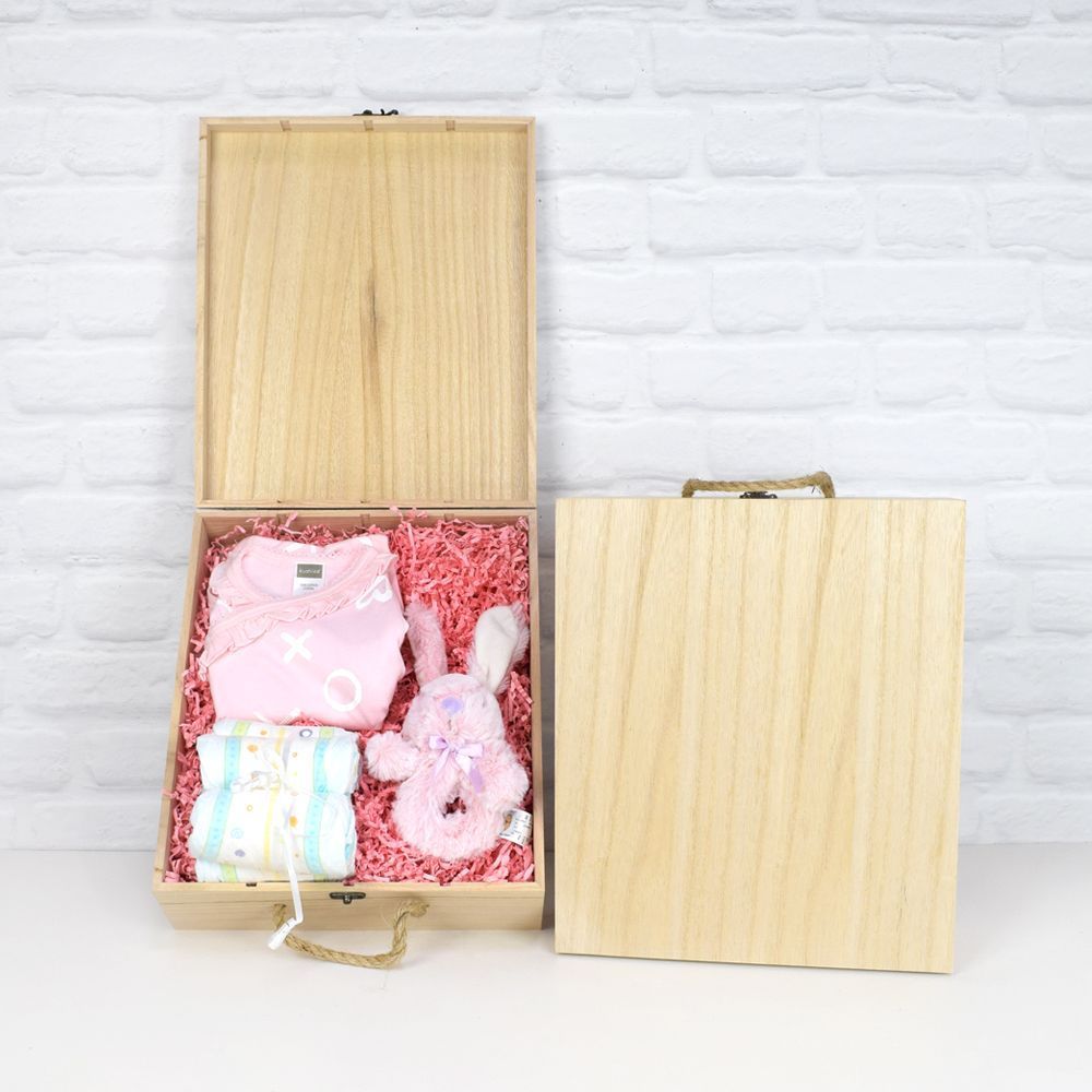 Elegant Baby Girl Gift Basket Featuring Bodysuit Set and Plush Rattle – how the gift is presented
