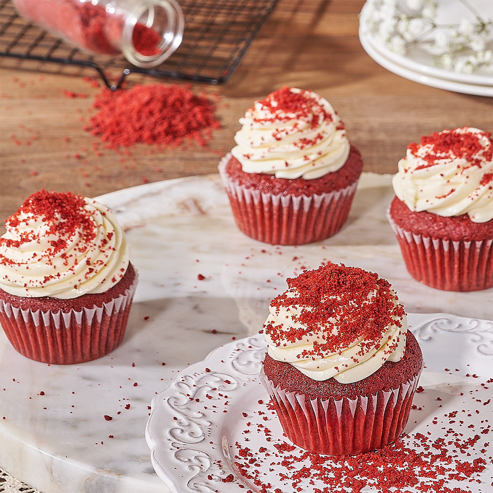 Four Red Velvet Crumble Cupcakes – how the gift is presented