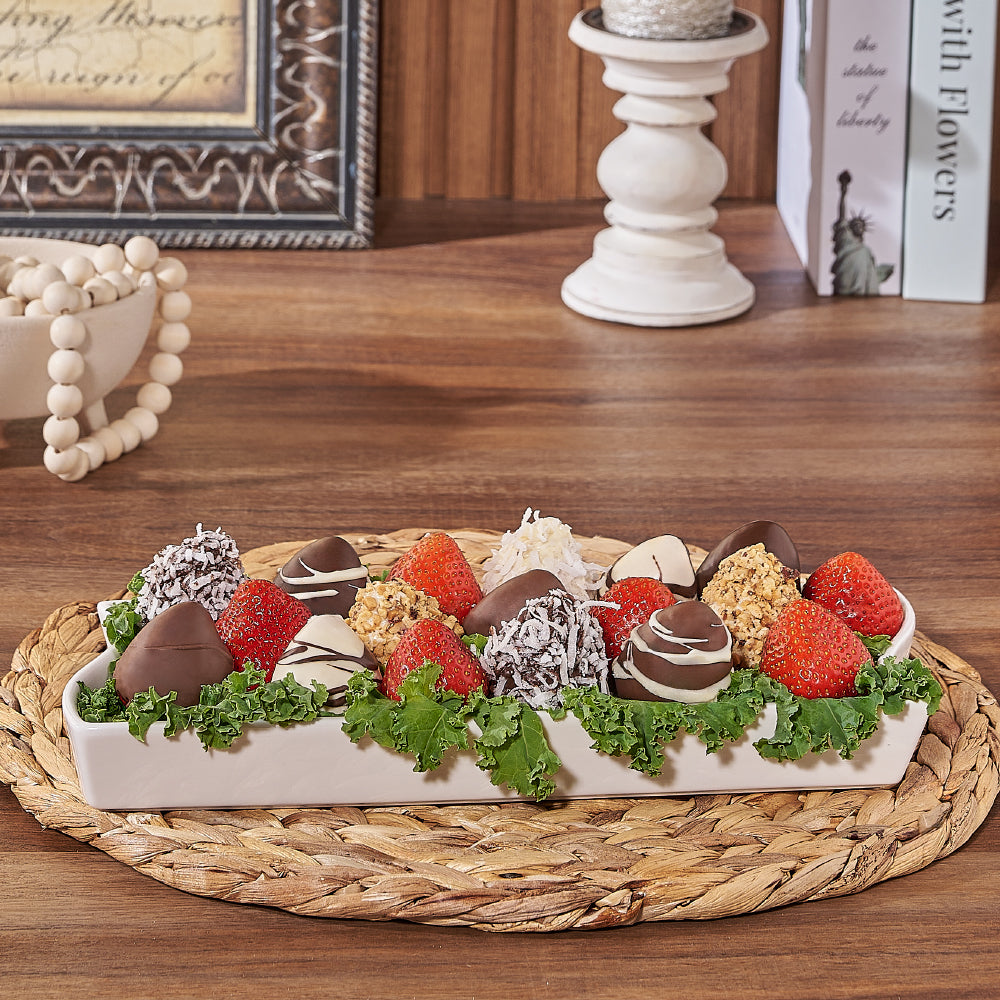 Elegant Chocolate-Covered Strawberries Gift Box with Ceramic Dish – how the gift is presented