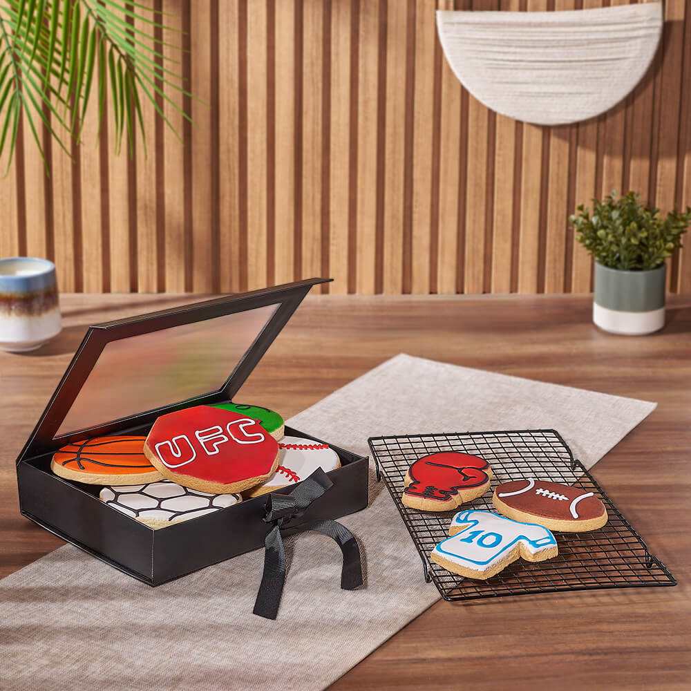 Premium Sports Cookies Gift Basket – how the gift is presented