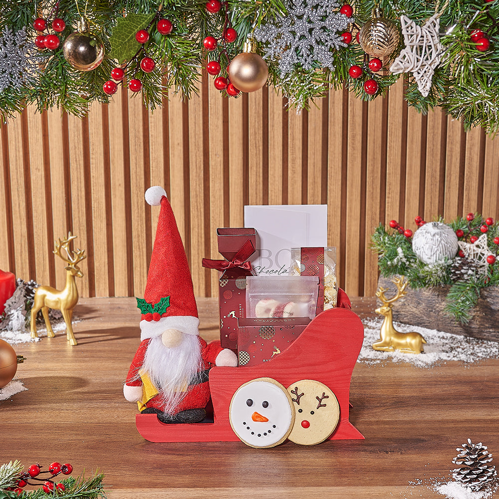 Santa Plush Sleigh Gift Basket – how the gift is presented