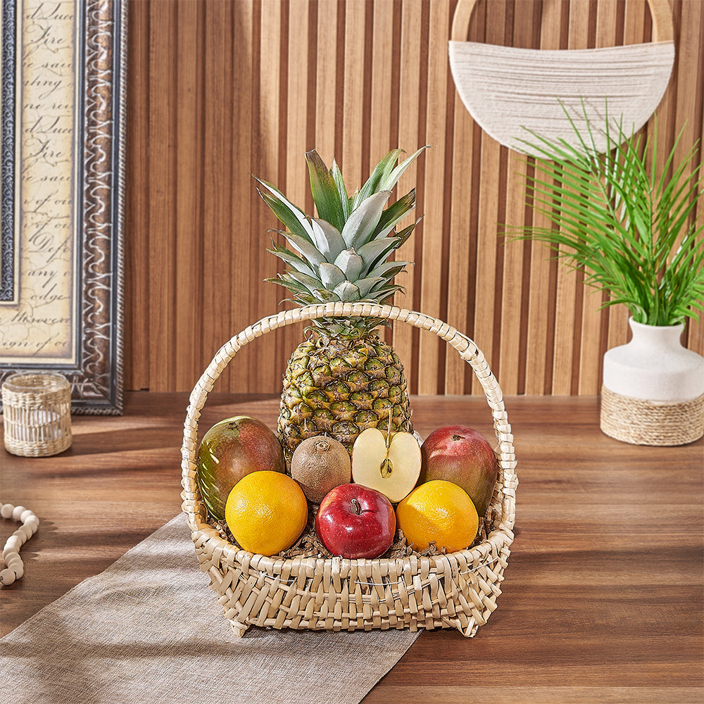 Tropical Fruit Basket in Wide Boat – how the gift is presented