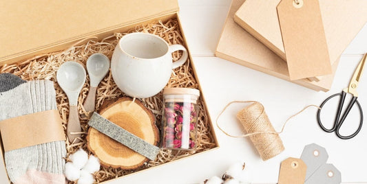 Top Tips for Personalizing a Summer Gift Basket