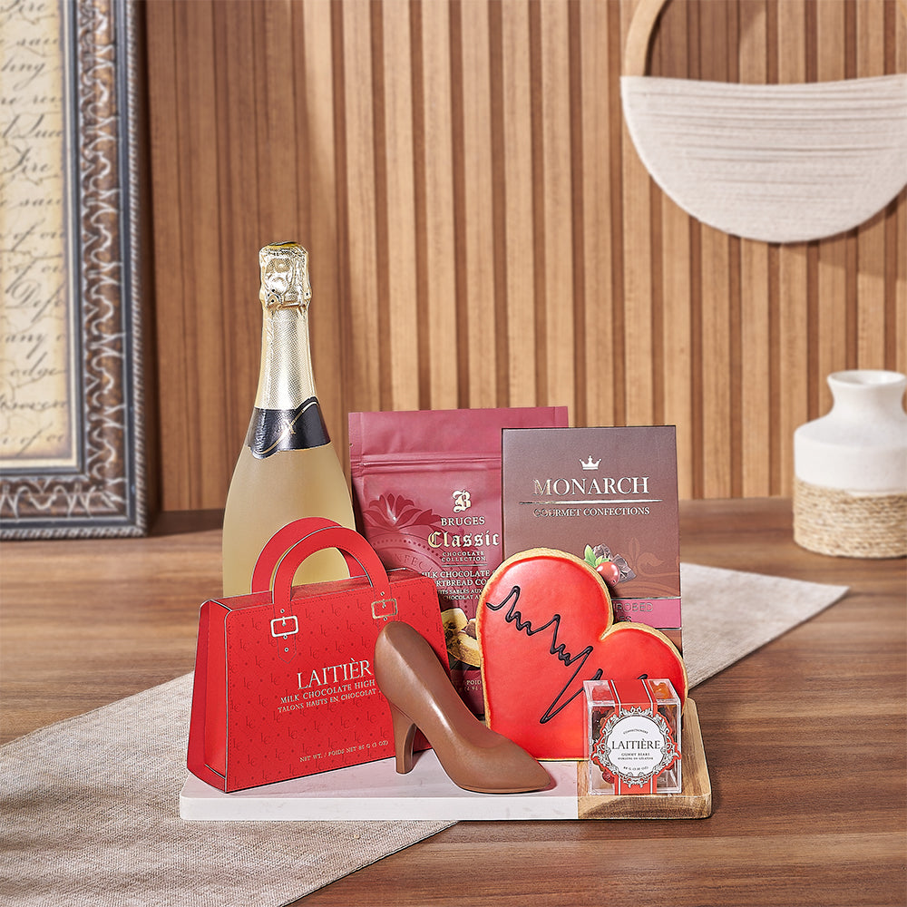 Bubbly &amp; Sweet Valentine's Gift Basket makes an exquisite gift - Canada Delivery