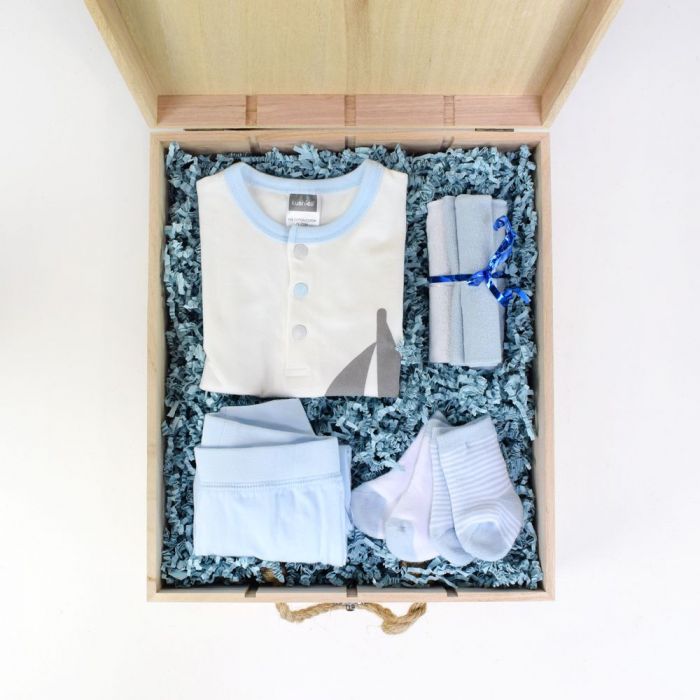 Baby Boy Crate Gift Set – how the gift is presented