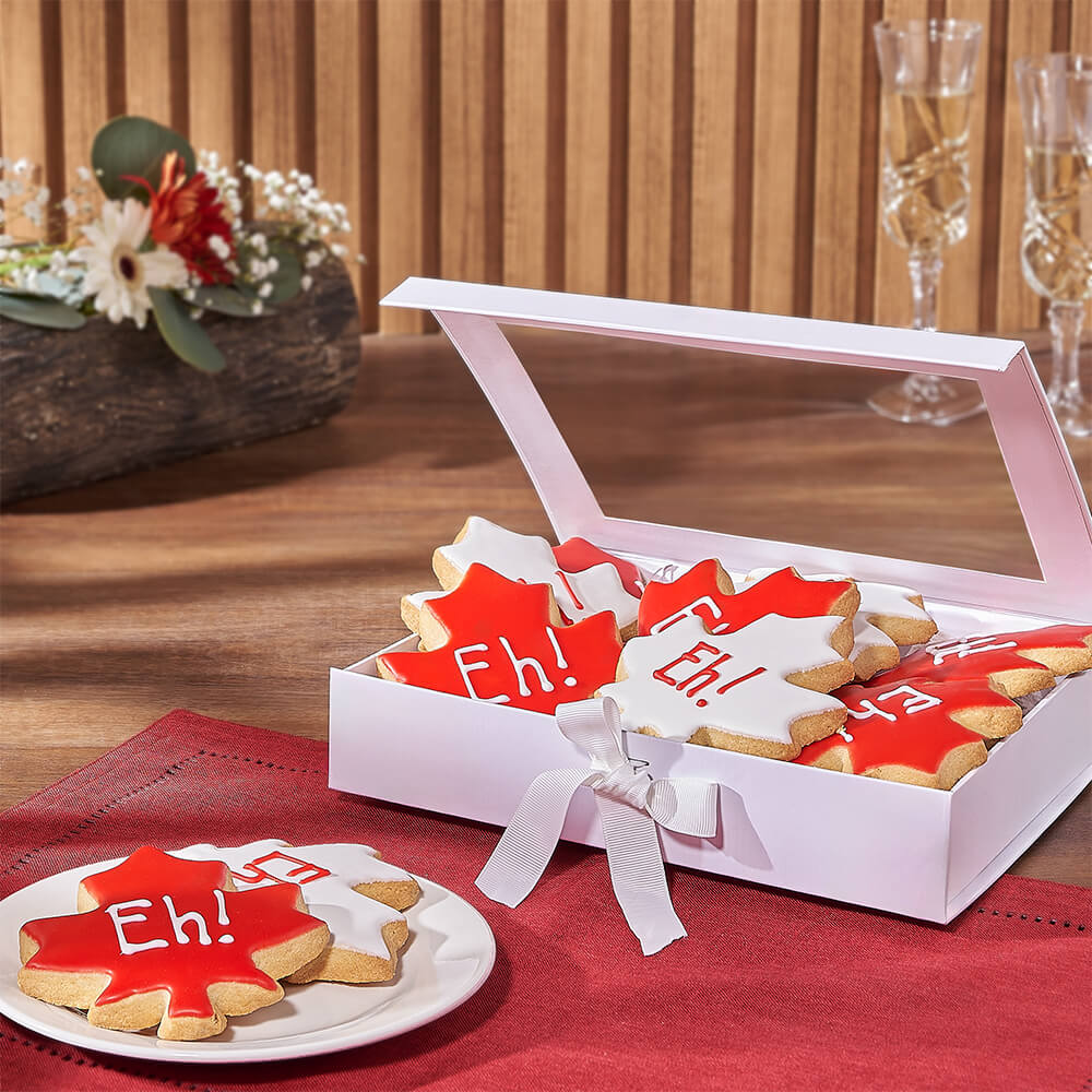 Red White Maple Cookie Gift – how the gift is presented