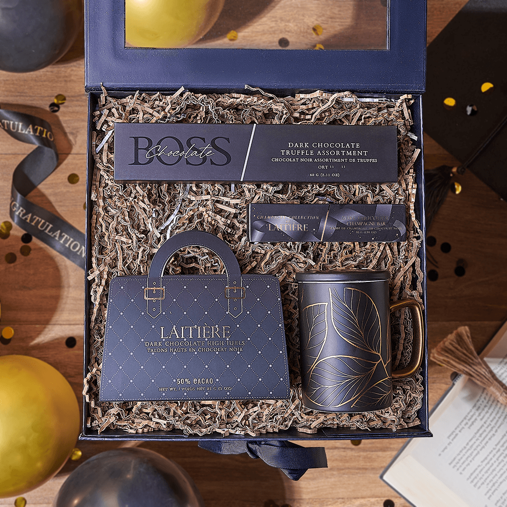 Graduation Box with Dark Chocolate – how the gift is presented