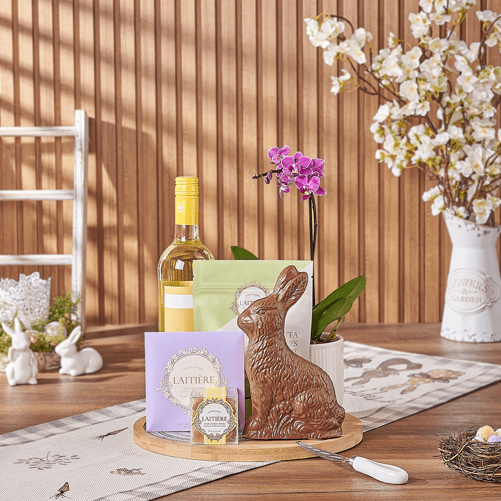 Easter Wine Basket with Orchid – how the gift is presented