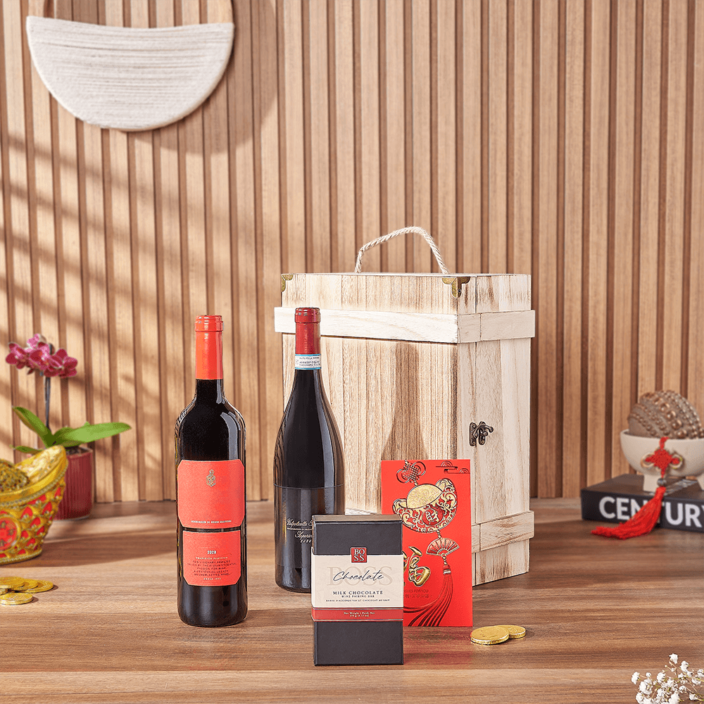 Classic Wine and Milk Chocolate Gift – how the gift is presented