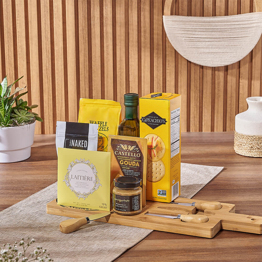 Gourmet Cheese &amp; Cracker Gift Set, cheese gift, cheese, cheese board gift, cheese board, Canada delivery