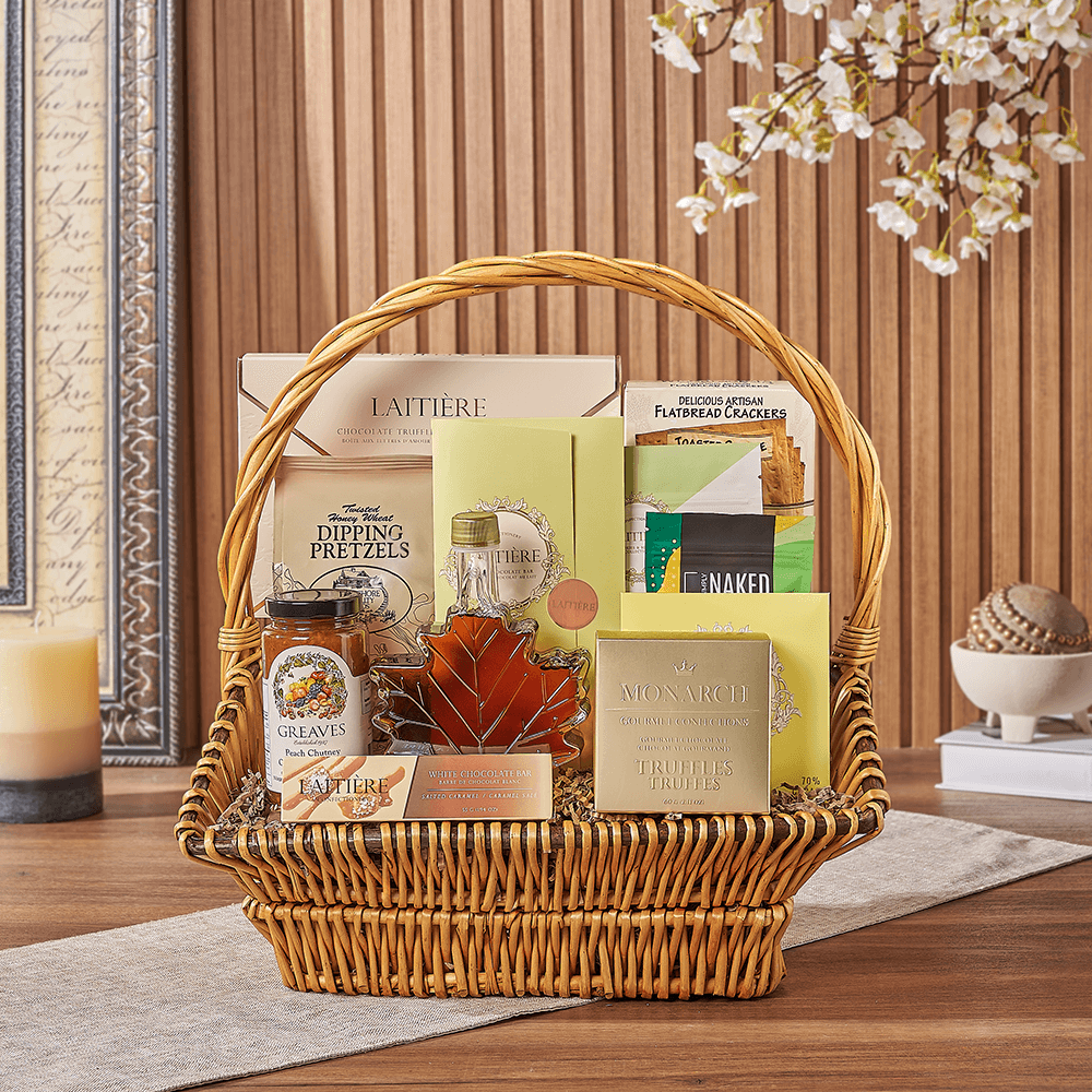 Halal Entertaining Snack Basket – how the gift is presented