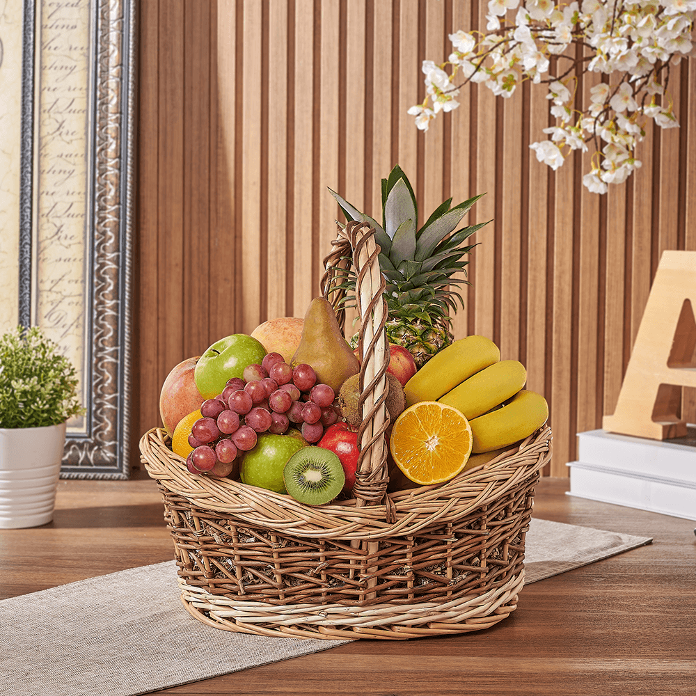 Halal Classic Two-Tone Wicker Fruit Basket with Fresh Pineapple and Mixed Fruits – how the gift is presented