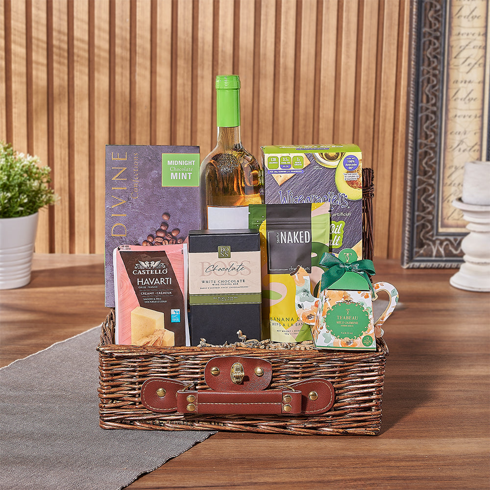 Kosher Wine &amp; Treats Basket
Canada Baskets- Canada Delivery