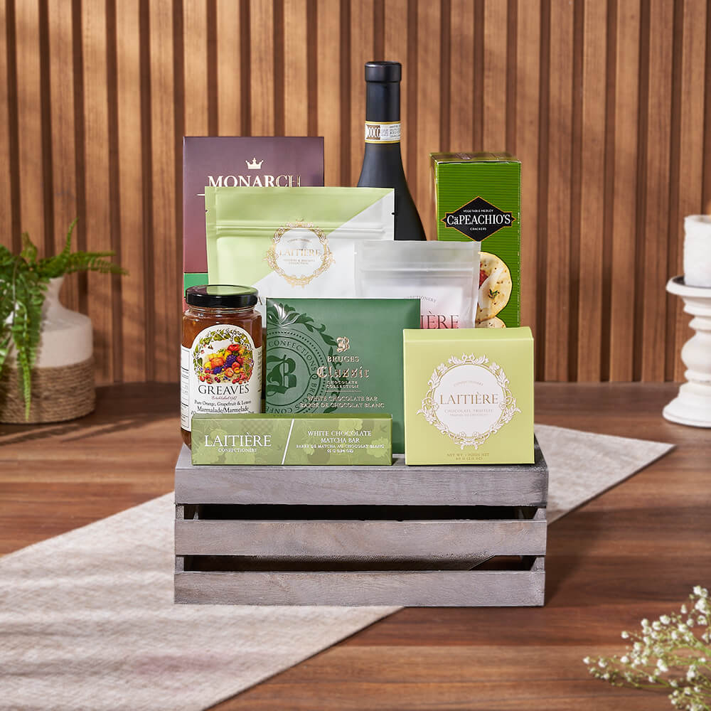 Wine Gift Basket with Matcha Cookies – how the gift is presented
