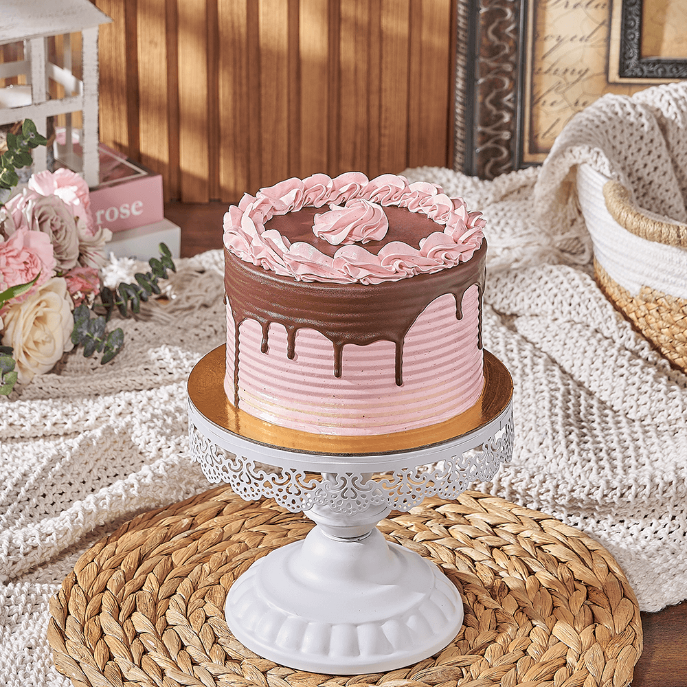 Chocolate Raspberry Cake - 6 Inch Gourmet Dessert – how the gift is presented