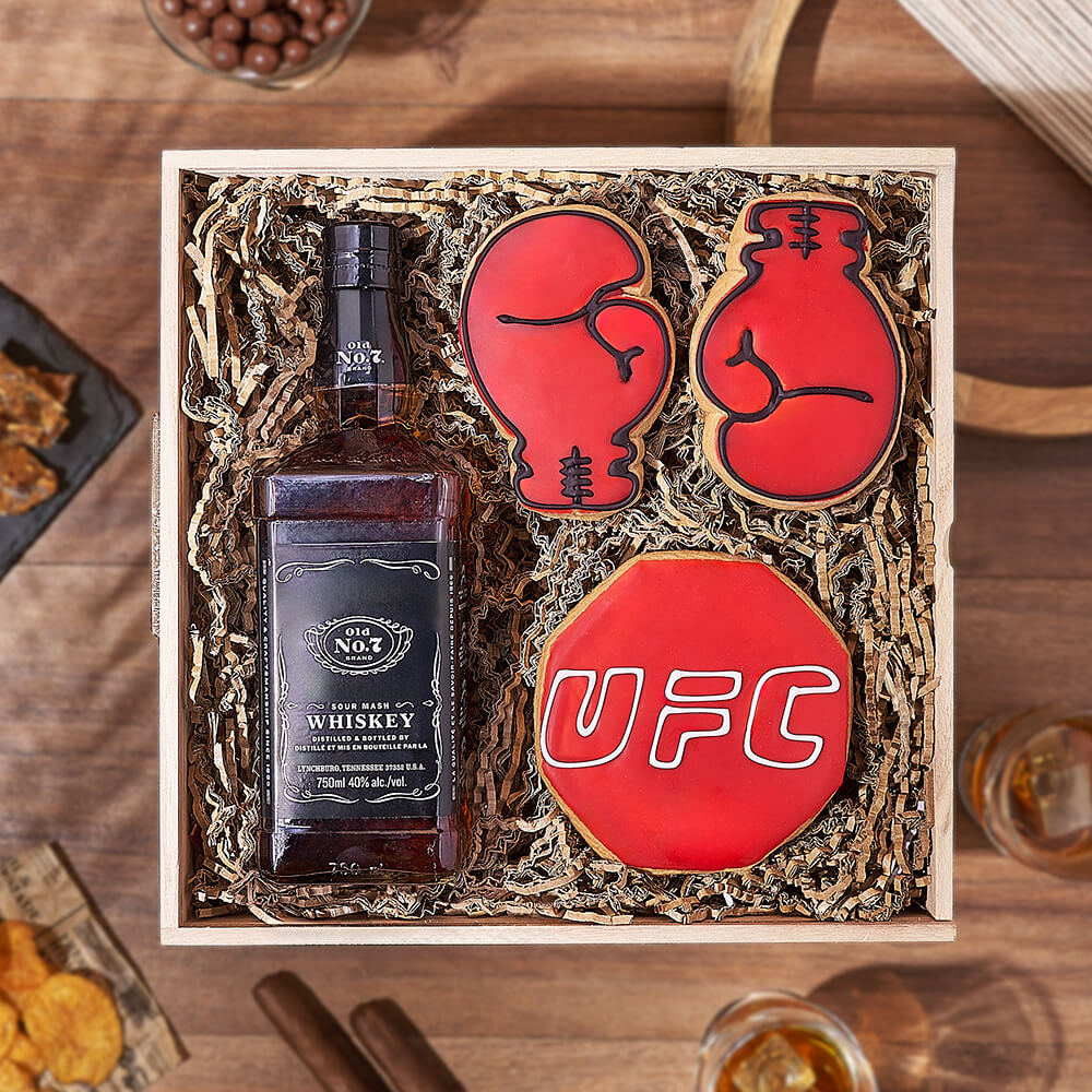 Whiskey and UFC Boxing Cookie Set – how the gift is presented