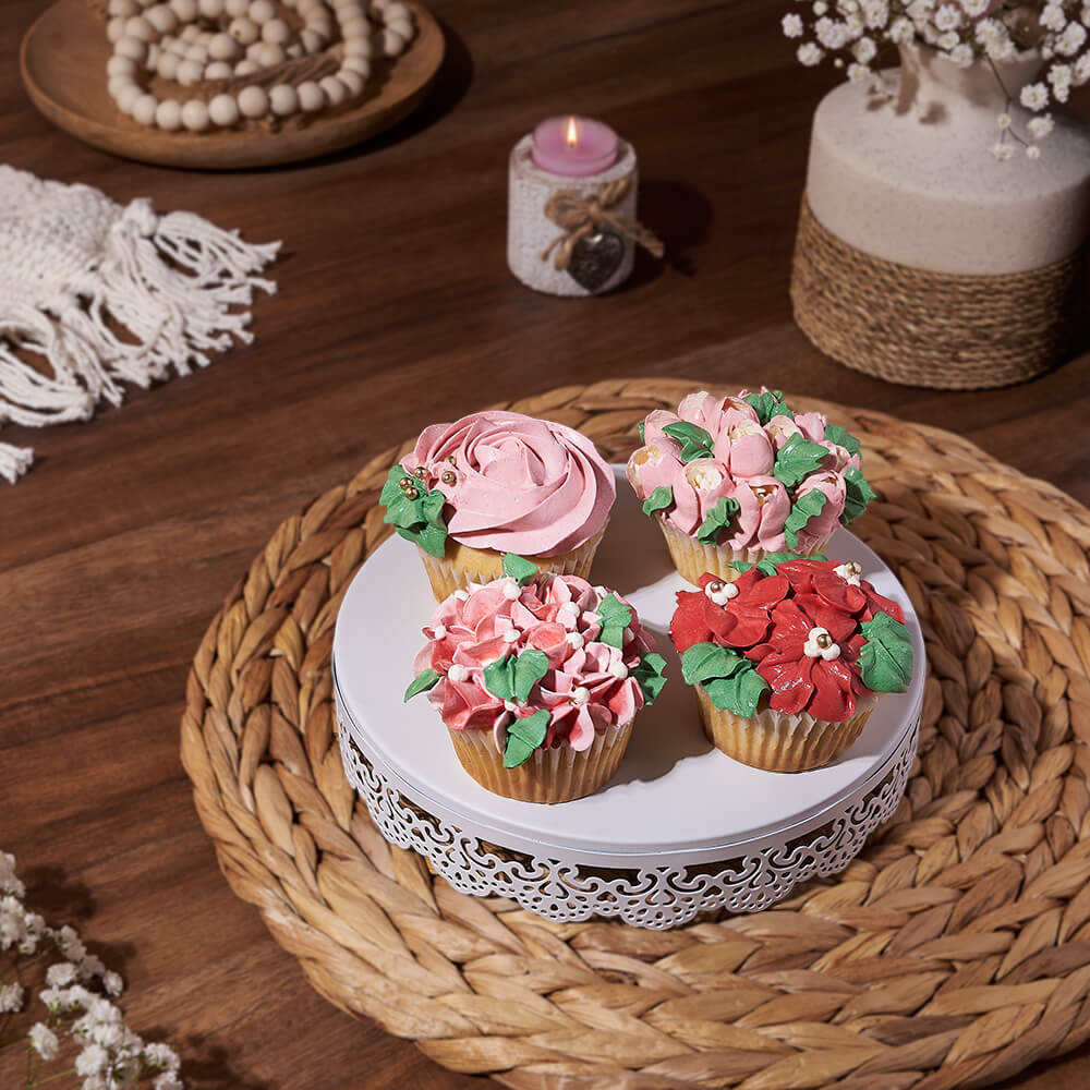 Vanilla Cupcakes Decorated with Buttercream Flowers for Mother's Day – how the gift is presented