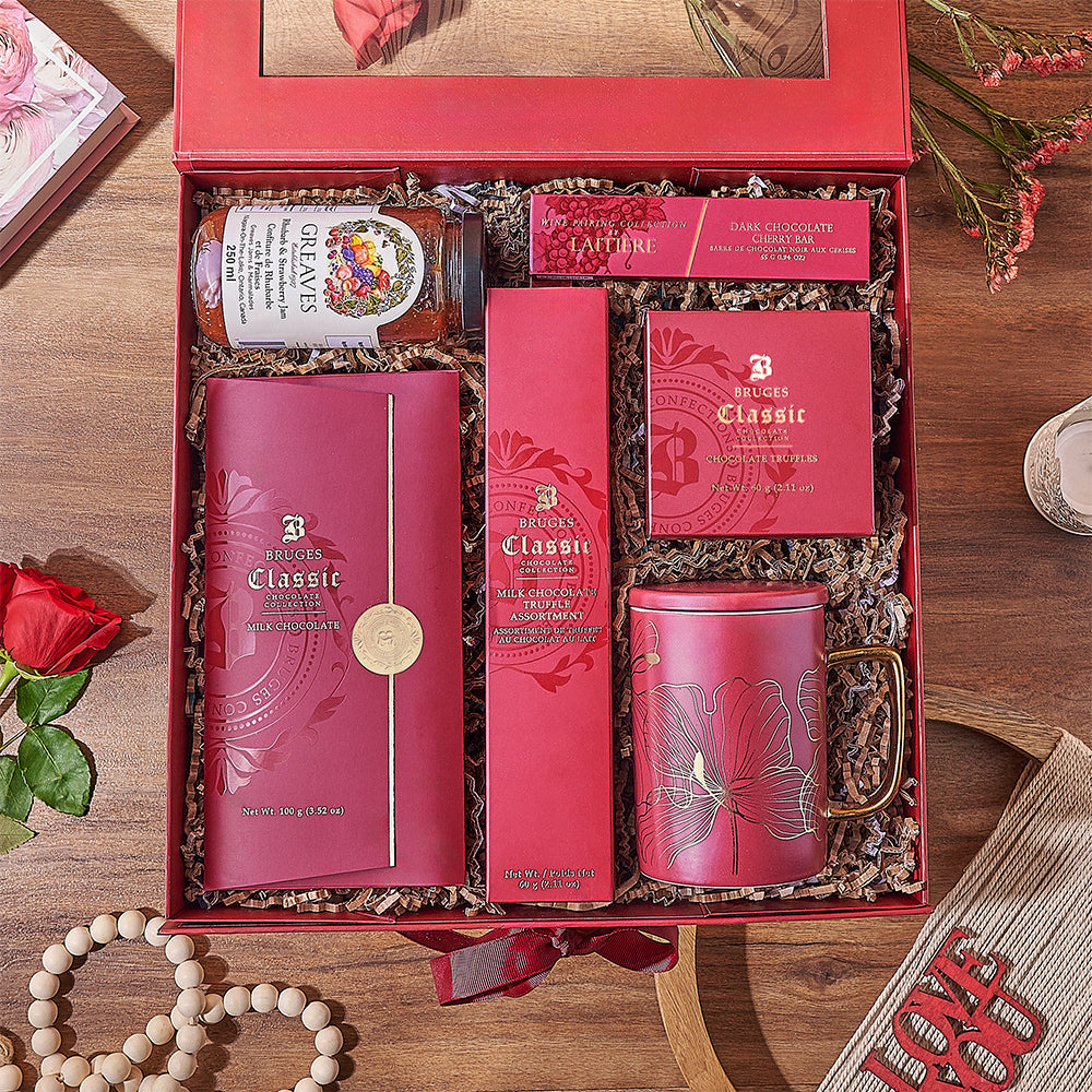 Valentine's Day Red Box with Chocolate Treats – how the gift is presented