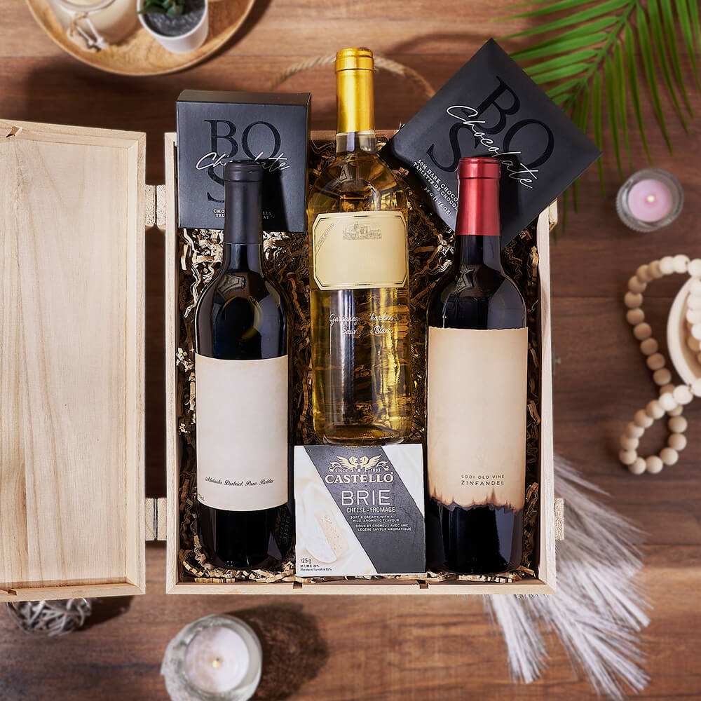 Wine and Brie Wooden Gift Box – how the gift is presented